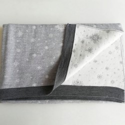 Мериносово одеало Lambinoo двулицево - в сиво и бяло Мериносово одеало Lambinoo двулицево - в сиво и бяло